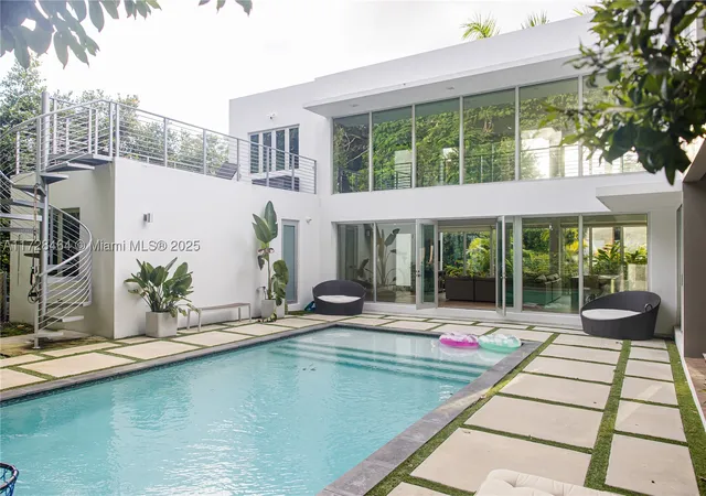 3rd image of 6790 Sw 72 Street, South Miami, FL 33143 | MLS# A11728464