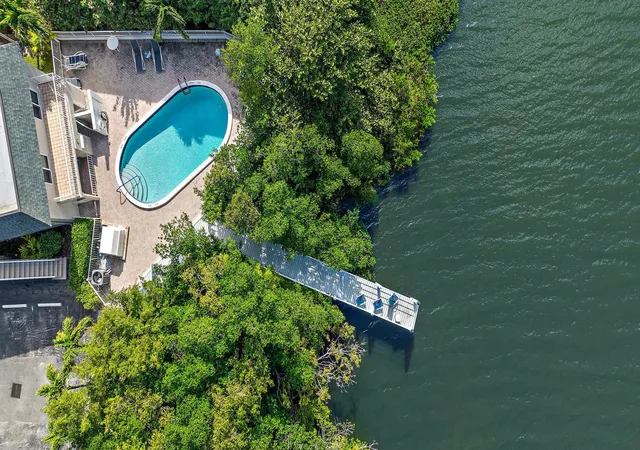 2nd image of 3601 S Ocean Blvd, Palm Beach, FL 33480