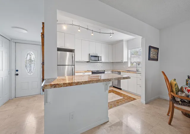 5th image of 3601 S Ocean Blvd, South Palm Beach, FL 33480