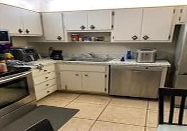 Homes for sale in Fort Lauderdale, FL | 4881 Nw 22nd Street, Fort Lauderdale, FL 33313 | Houzeo