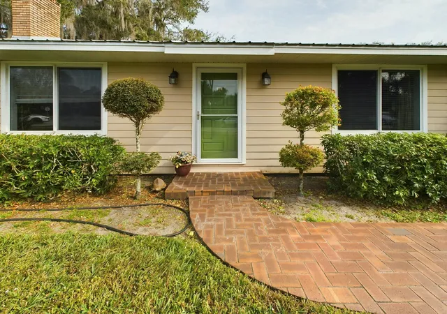 5th image of 1517 Sw 7Th Ave, Okeechobee, FL 34974 | MLS# R11054825