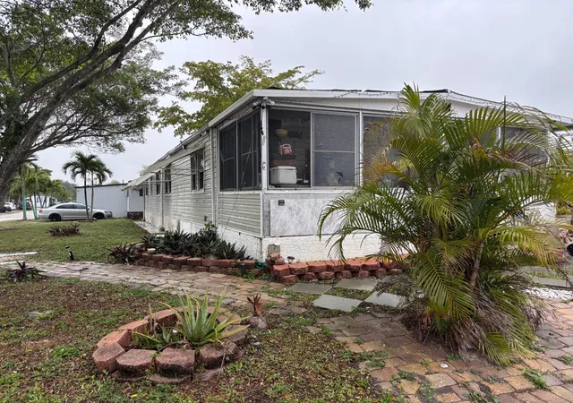 Homes for sale in Pompano Beach, FL | 321 Nw 48Th Ct, Pompano Beach, FL 33064 | MLS# R11055539