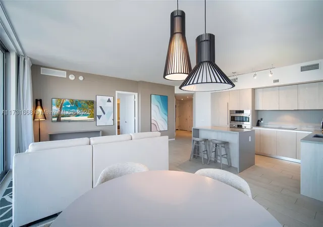 Photo 4 of Condo for sale at 4010 S Ocean Dr #T3502, Hollywood, FL 33019 | MLS# A11731668 | Listing updated on 2026-08-14