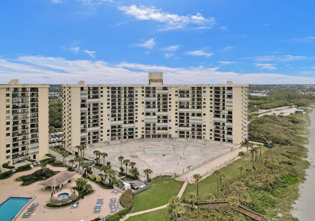 5th image of 400 Ocean Trail Wy #308, Jupiter, FL 33477 | MLS# R11056756