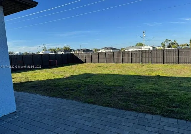 4th image of 512 Ne Juanita Pl, Cape Coral, FL 33909 | MLS# A11740922