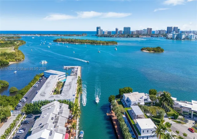 Listing Photo 1 - Condo for sale in building located at 2700 Ne 135Th St, South Miami, FL 33181 - Unit #32