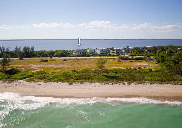 Homes for sale in Jensen Beach, FL | 7683 Pelican Pointe Dr, Jensen Beach, FL 34957 | MLS# R11061363