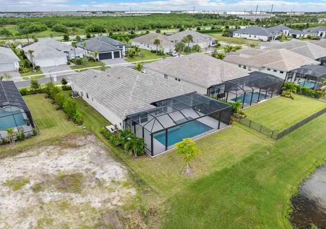 Homes for sale in Port St Lucie, FL | 9404 Sw Pinnacle Pl, Port St Lucie, FL 34987 | MLS# R11061974