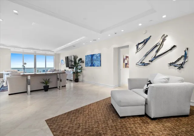 Homes for sale in Singer Island, FL | 4600 N Ocean Dr #701, Singer Island, FL 33404 | MLS# R11063481