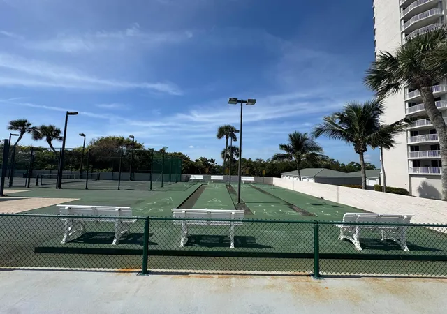 Homes for sale in Fort Pierce, FL | 5047 N Hwy A1A, Fort Pierce, FL 34949