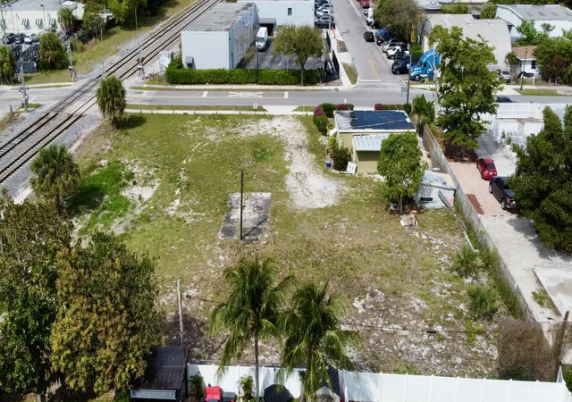 5th image of 198 Se 4Th St, Delray Beach, FL 33483 | MLS# R11065594