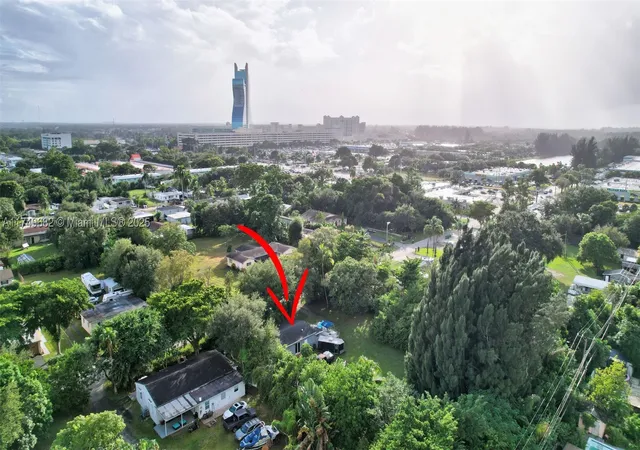 Photo 1 of Land for sale at 4381 Sw 51st St, Fort Lauderdale, FL 33314 | MLS# A11749682 | Listing updated on 2026-10-07
