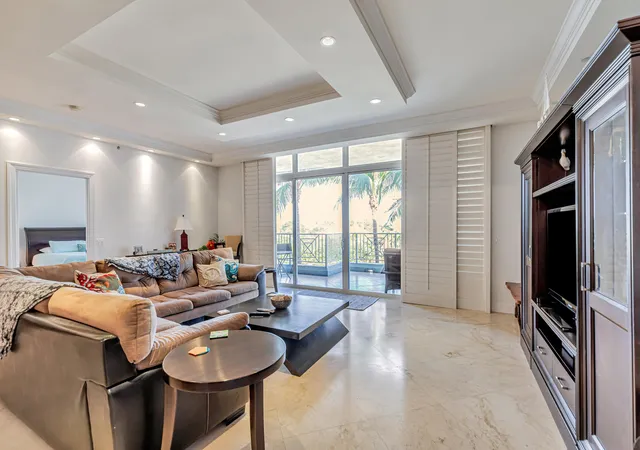 Homes for sale in Deerfield Beach, FL | 701 Se 21st Ave #302, Deerfield Beach, FL 33441 | MLS# R11066485