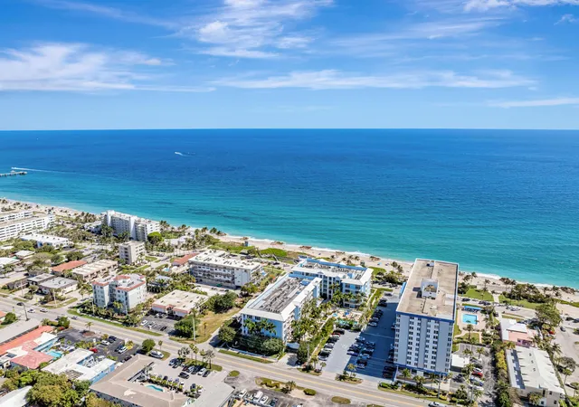 Homes for sale in Deerfield Beach, FL | 701 Se 21st Avenue, Deerfield Beach, FL 33441 | Houzeo
