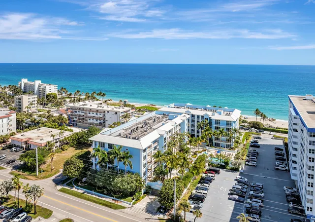 Homes for sale in Deerfield Beach, FL | 701 Se 21st Ave #302, Deerfield Beach, FL 33441 | MLS# R11066485