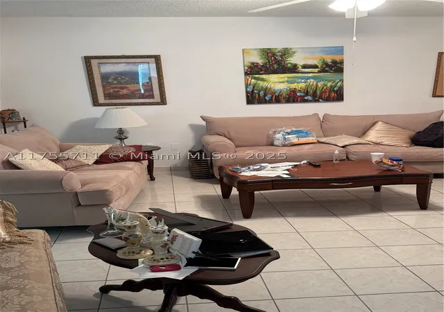 2nd image of 18555 Ne 14Th Ave, Miami, FL 33179