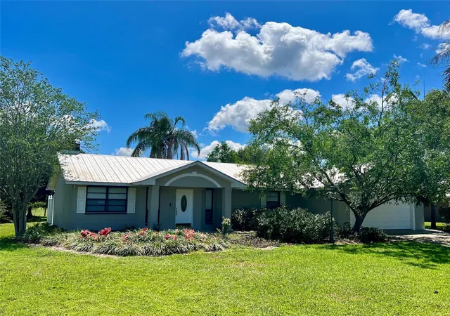 1st image of 352 Sw 85th Ave, Okeechobee, FL 34974 | MLS# F10490287