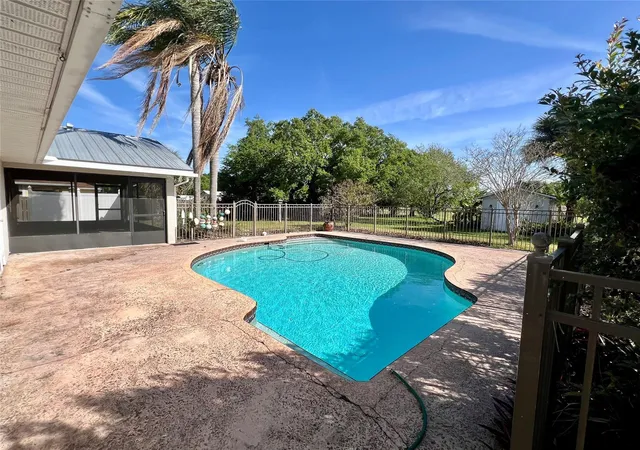 5th image of 352 Sw 85Th Ave, Okeechobee, FL 34974 | MLS# F10490287