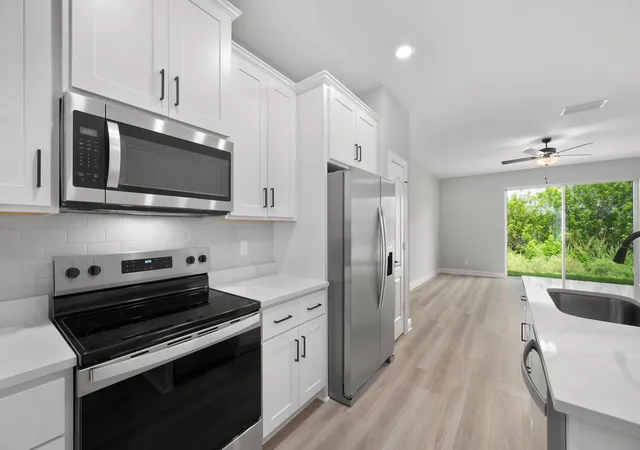 3rd image of 1823 Gaiety Wy, Fort Pierce, FL 34947 | MLS# F10490512