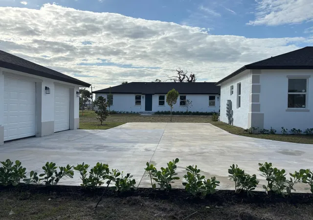 5th image of 195 Rotonda Blvd W #Unit A-b-c, Rotonda West, FL 33947 | MLS# R11068946