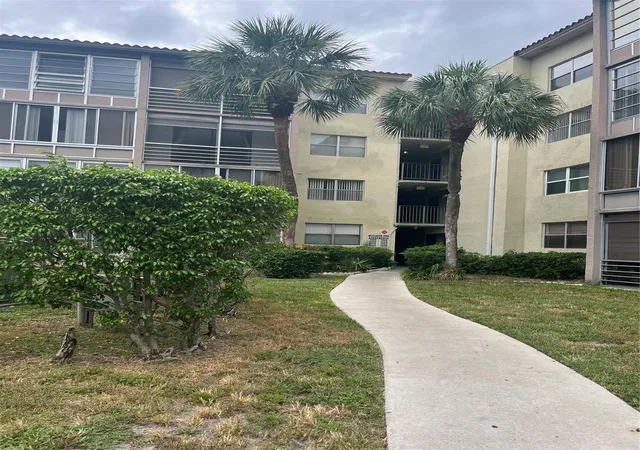 Homes for sale in North Lauderdale, FL | 1800 Sw 81 Ave N 81 Ave Lauderdale Ave #1418, North Lauderdale, FL 33068 | MLS# F10491312