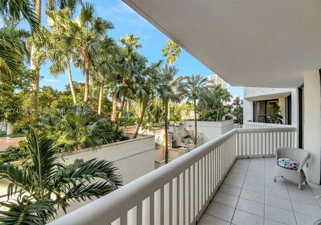 3rd image of 2000 Island Bl #410, Aventura, FL 33160 | MLS# A11748820