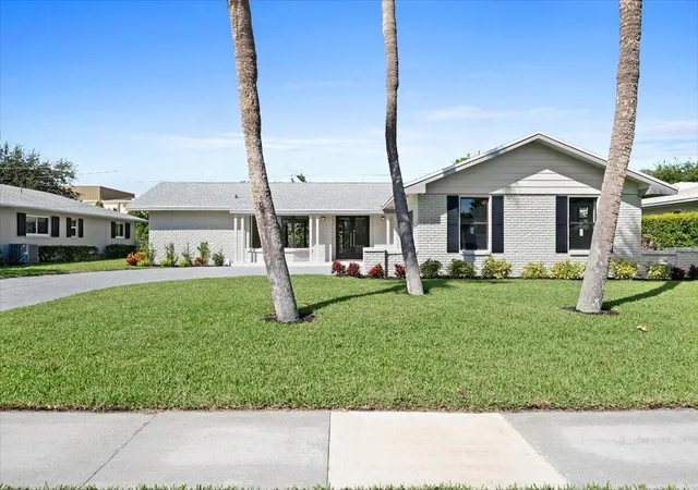 1st image of 11569 Landing Pl, North Palm Beach, FL 33408 | MLS# R11072284