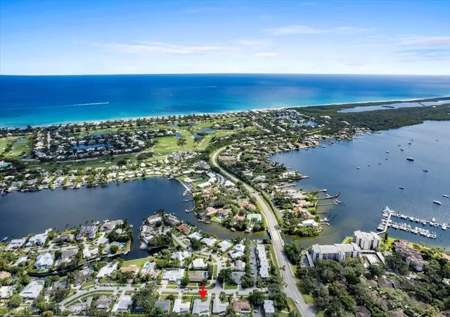 33rd image of 11569 Landing Pl, North Palm Beach, FL 33408 | MLS# R11072284