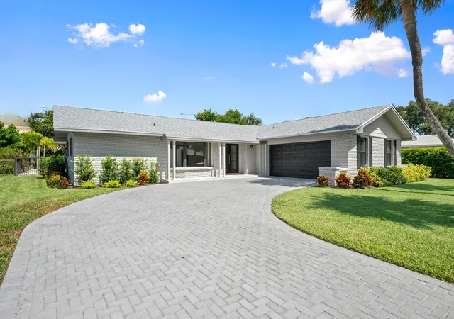 4th image of 11569 Landing Pl, North Palm Beach, FL 33408 | MLS# R11072284