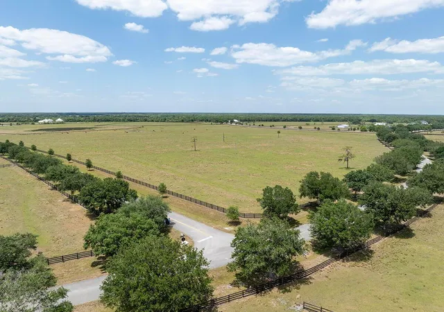 2nd image of 25701 Sw Brians Trl, Okeechobee, FL 34974 | MLS# R11072585