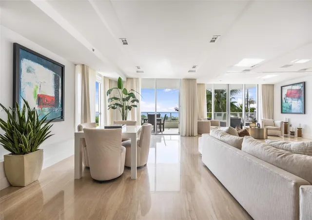 4th image of 125 Ocean Dr #U-0303, Miami Beach, FL 33139 | MLS# A11761192