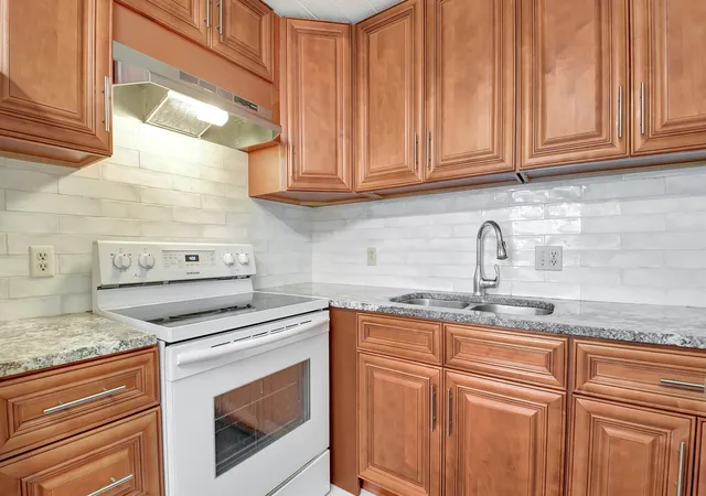 1st image of 400 Village Green Cir W #212, Palm Springs, FL 33461 | MLS# R11073131