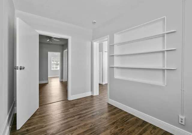 5th image of 652 Bayberry Dr, Lake Park, FL 33403 | MLS# R11073515