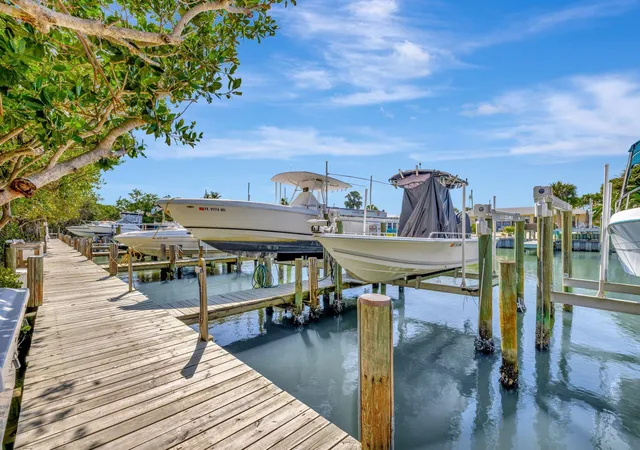Homes for sale in Hutchinson Island, FL | 209 River Walk, Hutchinson Island, FL 34949 | MLS# R11073539