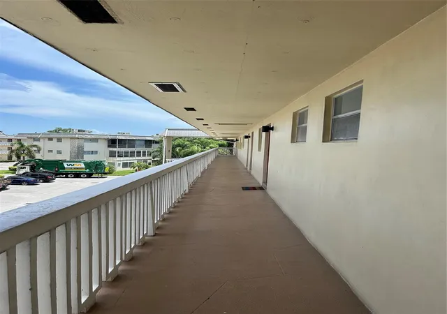 Homes for sale in Fort Lauderdale, FL | 4451 Nw 16th Street, Fort Lauderdale, FL 33313 | Houzeo