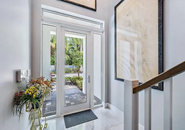 4th image of 110 Water Club Ct N, North Palm Beach, FL 33408 | MLS# R11074730