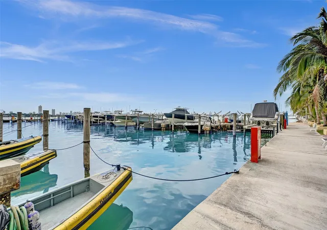 60th image of 7601 E Treasure Dr #617, North Bay Village, FL 33141 | MLS# F10494760