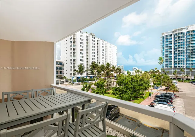 Homes for sale in Miami Beach, FL | 6423 Ne Collins Ave #309, Miami Beach, FL 33141 | MLS# A11772645