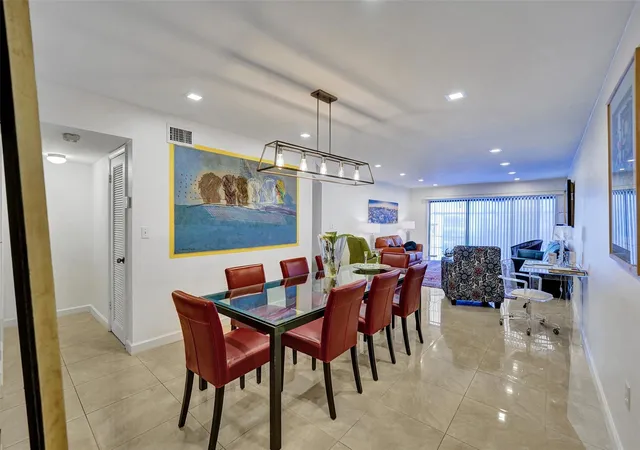 5th image of 4060 N Hls Dr, Hollywood, FL 33021