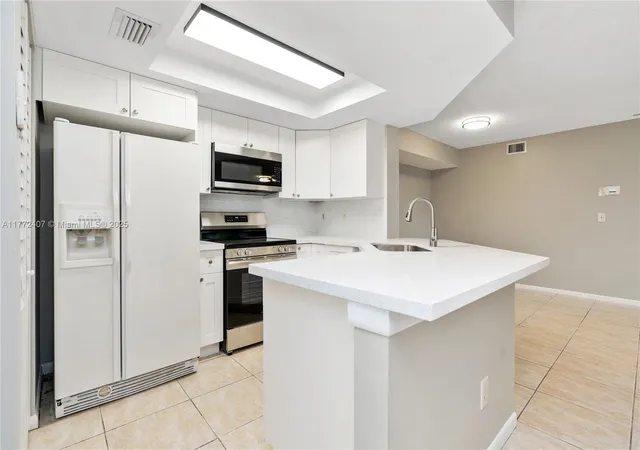 4th image of 9188 W Atlantic Blvd #1521, Coral Springs, FL 33071 | MLS# A11772407