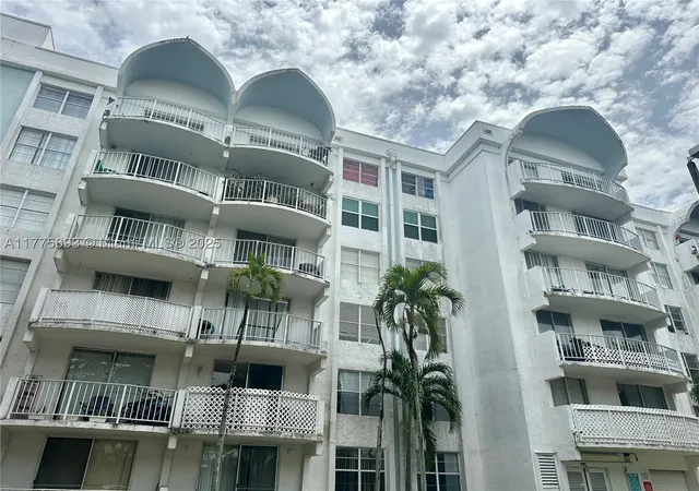 Listing Photo 1 - Condo for sale in building located at 484 Nw 165Th St Rd, Miami, FL 33169 - Unit #A-316
