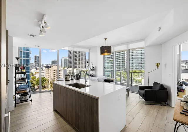 Photo 2 of Condo for sale at 2900 Ne 7Th Ave #901, Miami, FL 33137 | MLS# A11776666 | Listing updated on 2026-08-10