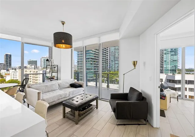 Photo 4 of Condo for sale at 2900 Ne 7Th Ave #901, Miami, FL 33137 | MLS# A11776666 | Listing updated on 2026-08-10
