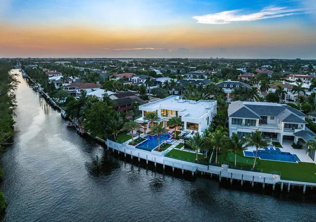 3rd image of 372 E Alexander Palm Rd, Boca Raton, FL 33432 | MLS# R11079617