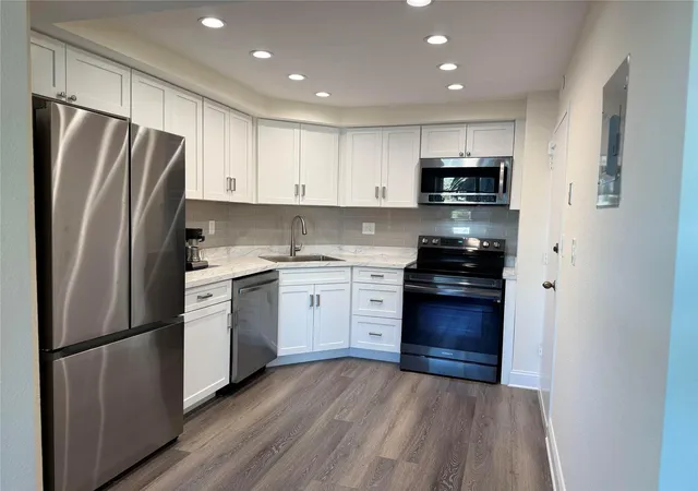 Homes for sale in Fort Lauderdale, FL | 2500 E Las Olas Blvd #308, Fort Lauderdale, FL 33301 | MLS# F10497736