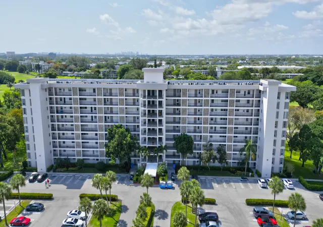 1st image of 3050 N Palm Aire Dr #505, Pompano Beach, FL 33069 | MLS# R11082136