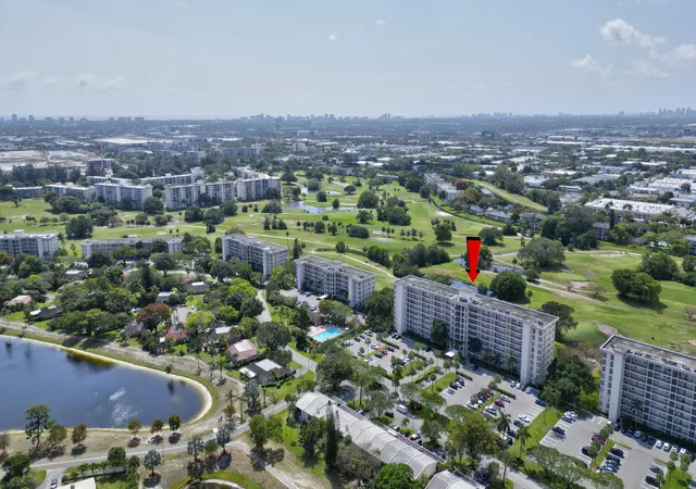 2nd image of 3050 N Palm Aire Dr, Pompano Beach, FL 33069