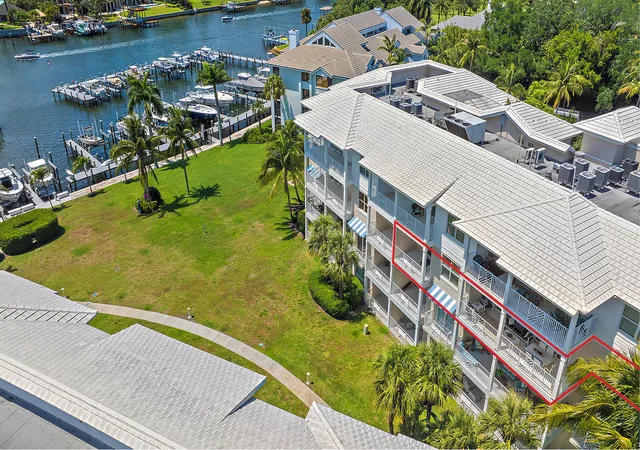 Homes for sale in Juno Beach, FL | 432 Bay Colony Dr N, Juno Beach, FL 33408 | MLS# R11082255