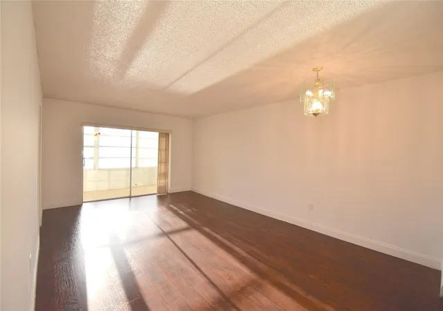 Homes for sale in Sunrise, FL | 3051 Sunrise Lakes Dr #311, Sunrise, FL 33322 | MLS# F10498846