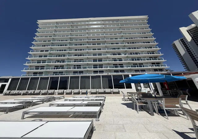 1st image of 19201 Collins Ave, Sunny Isles Beach, FL 33160 | MLS# F10498901